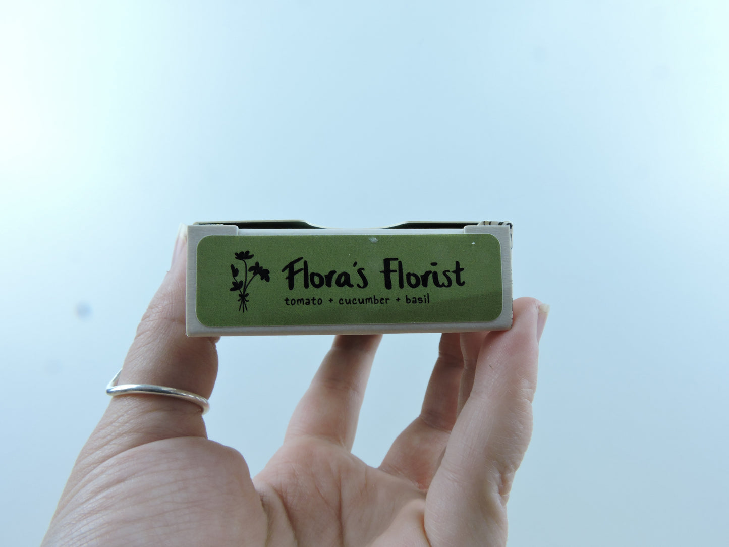 Flora's Florist