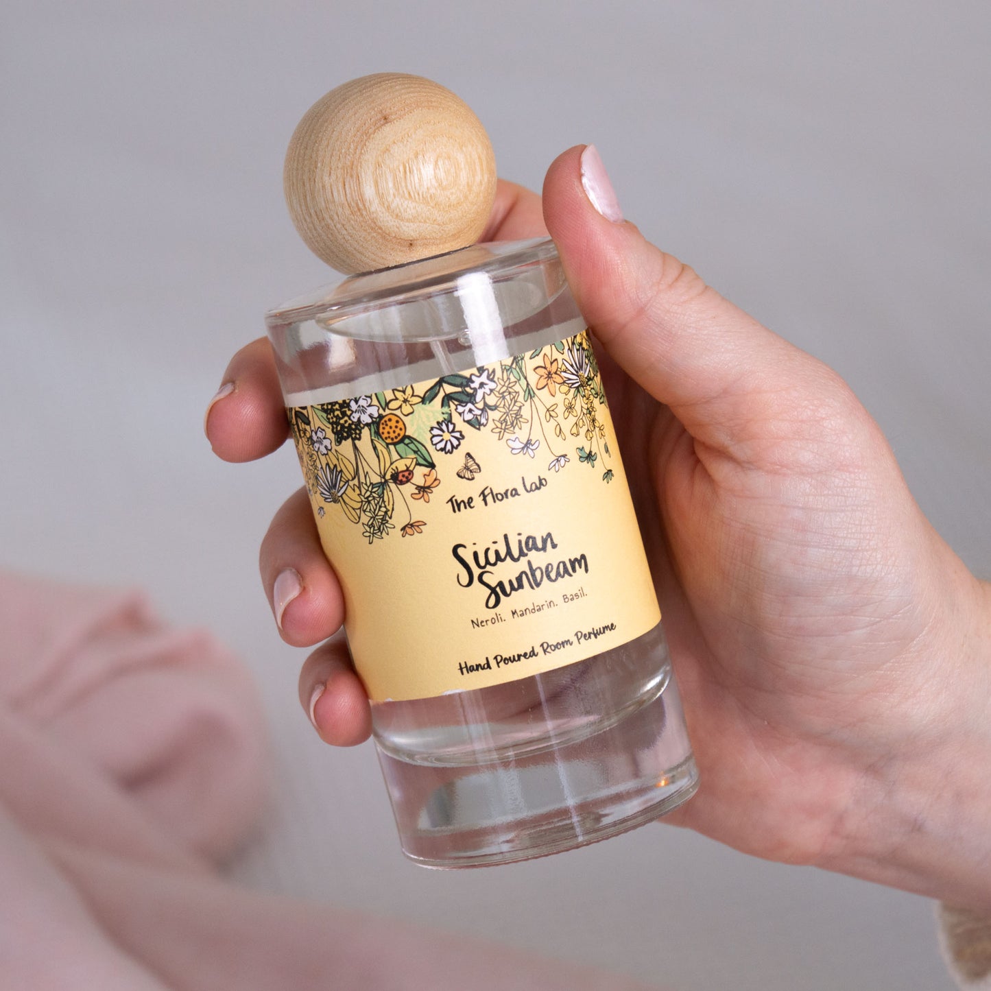 The Flora Lab Sicilian Sunbeam Room Perfume